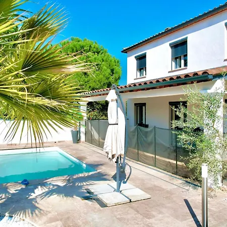 Le Jardin Bleu, 6 Pers Avec Piscine Villa Saint-Genies-de-Malgoires